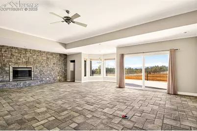 13950 Herring Road, Colorado Springs, CO 80908 - Photo 4