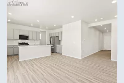 13303 Valley Peak Drive, Peyton, CO 80831 - Photo 8