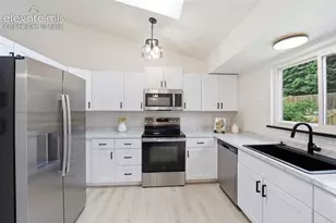6220 Northwind Dr, Colorado Springs, CO 80918 - Photo 14