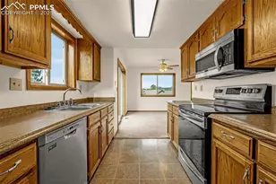 1080 Center St, Woodland Park, CO 80863 - Photo 10