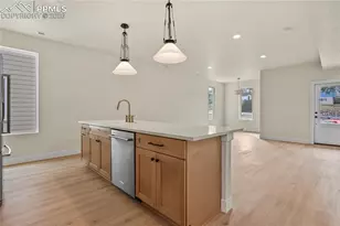 31 Noyer Ct, Colorado Springs, CO 80906 - Photo 4