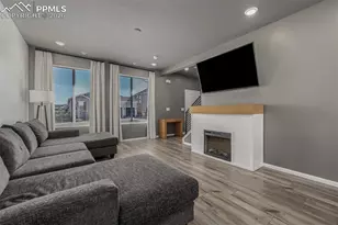 5658 Mammoth Ln, Colorado Springs, CO 80927 - Photo 2