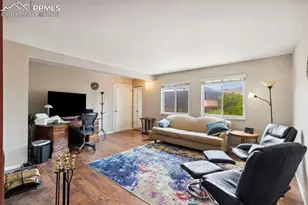 2927 Mesa Rd, Colorado Springs, CO 80904 - Photo 6