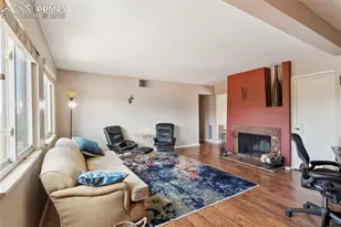 2927 Mesa Rd, Colorado Springs, CO 80904 - Photo 4
