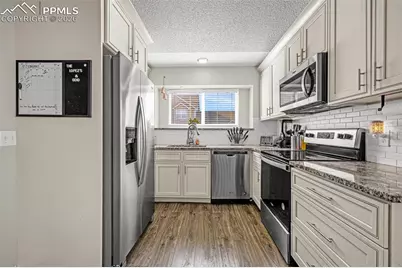 3150 Bridgewater Drive, Colorado Springs, CO 80916 - Photo 6