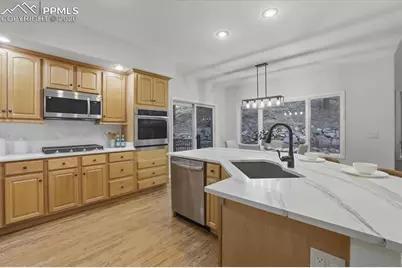 7530 Winding Oaks Drive, Colorado Springs, CO 80919 - Photo 8