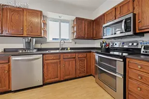 7350 Windy Peak Dr, Colorado Springs, CO 80911 - Photo 16