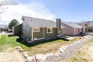 1250 Bison Ridge Dr, Colorado Springs, CO 80919 - Photo 4