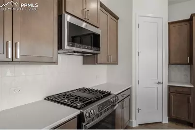 4545 Peak Crest View, Colorado Springs, CO 80918 - Photo 10