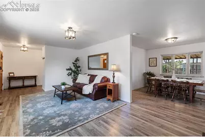 1413 Auburn Drive, Colorado Springs, CO 80909 - Photo 10