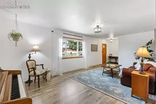 1413 Auburn Dr, Colorado Springs, CO 80909 - Photo 6