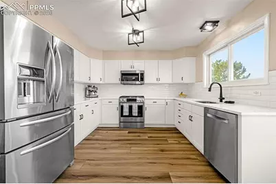 4560 Kashmire Drive, Colorado Springs, CO 80920 - Photo 10