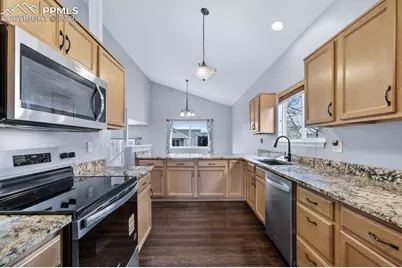 7983 Superior Hill Place, Colorado Springs, CO 80908 - Photo 8