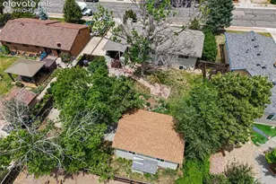405 Redwood Dr, Colorado Springs, CO 80907 - Photo 4