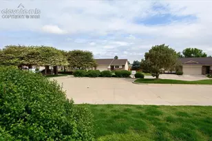 1925 Kingsroyal Blvd, Pueblo, CO 81005 - Photo 30
