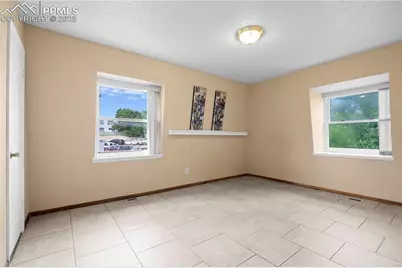 3043 E Fountain Boulevard, Colorado Springs, CO 80910 - Photo 14