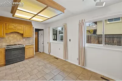 2121 Patrician Way, Colorado Springs, CO 80909 - Photo 10