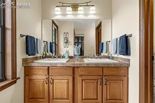 154 Del Oro Cir, Colorado Springs, CO 80919 - Photo 14