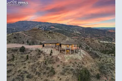 1060 Neon Moon View, Manitou Springs, CO 80829 - Photo 8