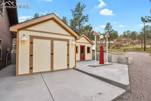 785 Hidden Valley Rd, Colorado Springs, CO 80919 - Photo 34