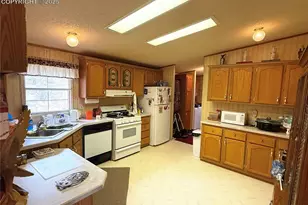 1410 Ranch Rd, Canon City, CO 81212 - Photo 4