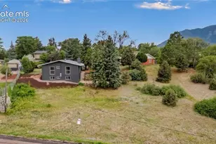 202 Stratmoor Dr, Colorado Springs, CO 80906 - Photo 32