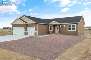 353 S Ashford Dr, Pueblo, CO 81007 - Photo 2