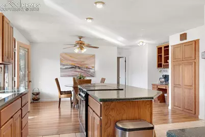 629 Arnold Lane, Colorado Springs, CO 80904 - Photo 6