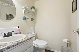 1802 Forest Ridge Dr, Colorado Springs, CO 80918 - Photo 8