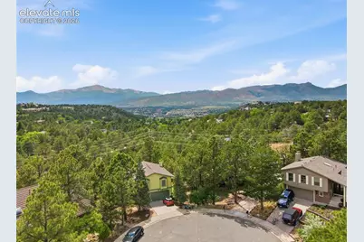 1802 Forest Ridge Drive, Colorado Springs, CO 80918 - Photo 42