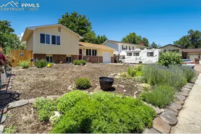 7330 Sugarloaf Terrace, Fountain, CO 80817 - Photo 4