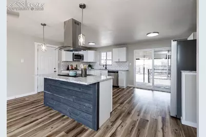 100 Stanford Avenue, Pueblo, CO 81005 - Photo 4