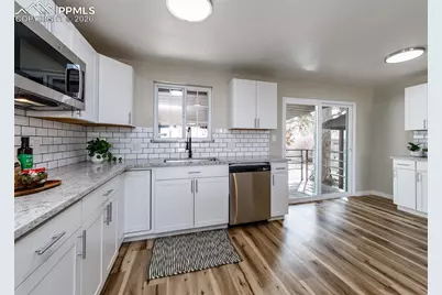 100 Stanford Avenue, Pueblo, CO 81005 - Photo 8