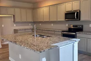 2204 Crestwood Ln, Pueblo, CO 81008 - Photo 8