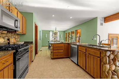 880 Sun Valley Drive, Woodland Park, CO 80863 - Photo 14