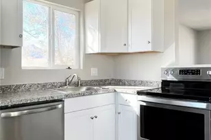 907 W Madison St, Colorado Springs, CO 80907 - Photo 4