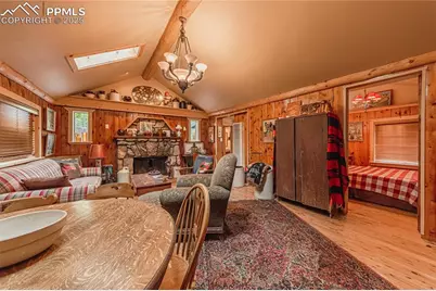 480 Bear Creek Place, Colorado Springs, CO 80906 - Photo 4