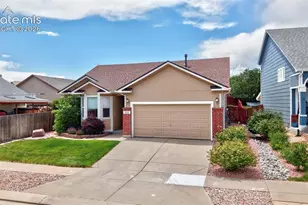 9116 Red Columbine Dr, Colorado Springs, CO 80920 - Photo 2