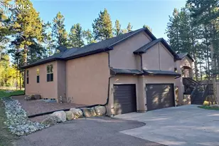 1020 Parkway Ln, Woodland Park, CO 80863 - Photo 2