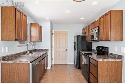 1851 N Rough Rock Lane, Pueblo, CO 81007 - Photo 4