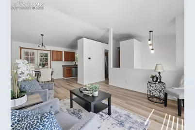 2706 N Chestnut Street, Colorado Springs, CO 80907 - Photo 4