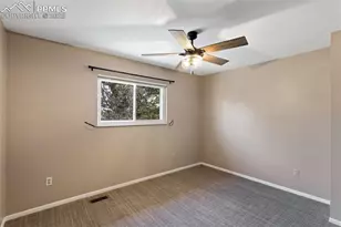 133 Dolomite Dr, Colorado Springs, CO 80919 - Photo 24