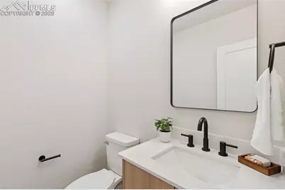 2219 Stratford Lane, Colorado Springs, CO 80909 - Photo 16