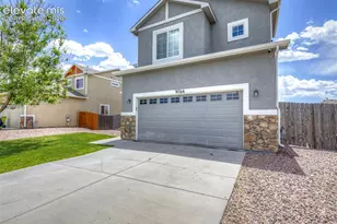 9766 Desert Lily Cir, Colorado Springs, CO 80925 - Photo 2