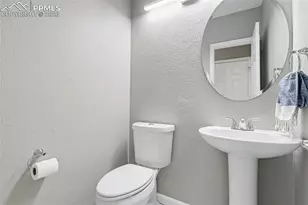 6467 Graymont Dr, Colorado Springs, CO 80923 - Photo 10