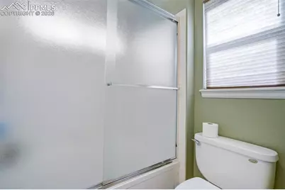 625 Riverview Lane, Colorado Springs, CO 80916 - Photo 18