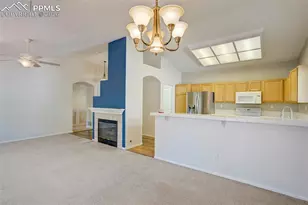 625 Riverview Ln, Colorado Springs, CO 80916 - Photo 10