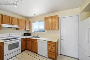 2650 Bannister Ct, Colorado Springs, CO 80920 - Photo 10
