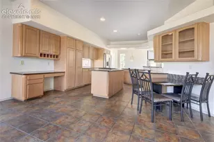 5165 Wild Rose Ln, Colorado Springs, CO 80918 - Photo 8