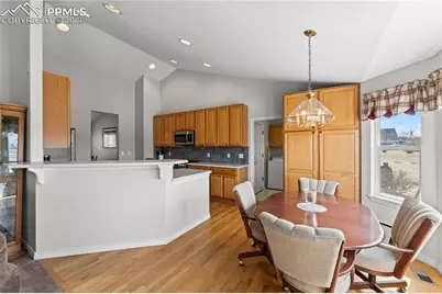 685 Green Gables Way, Bennett, CO 80102 - Photo 6